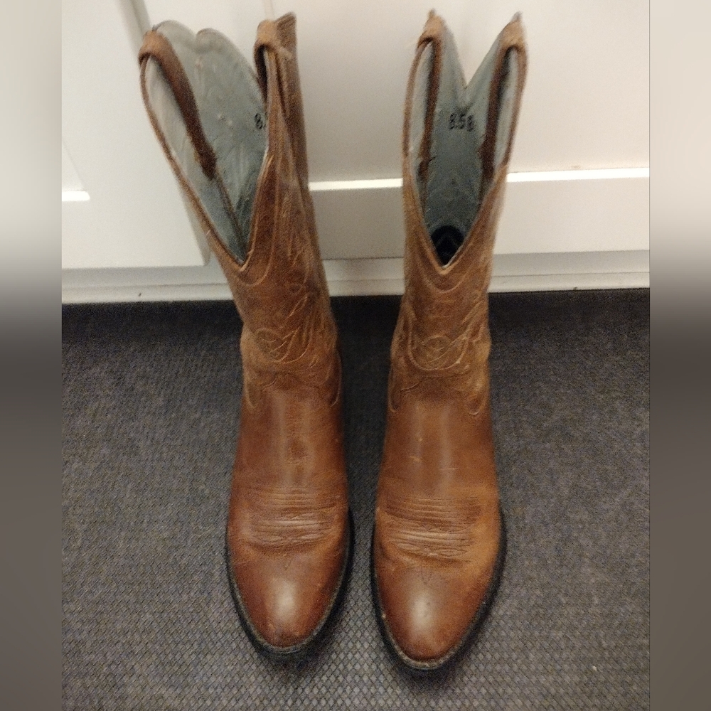 Ariat Women's Heritage Round Toe